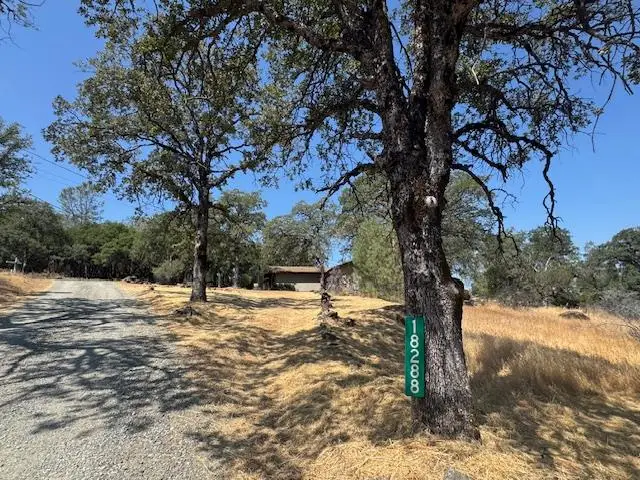 18288 Mountaintop Lane, Grass Valley, CA 95949 - Image #2