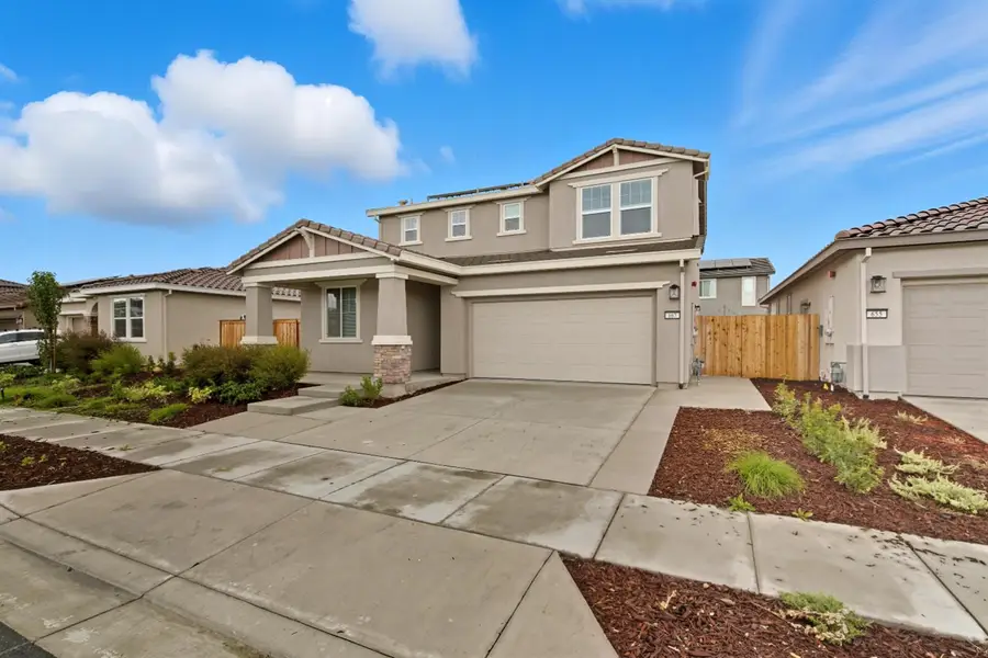 667 Estancia Street, Lathrop, CA 95330 - Image #3