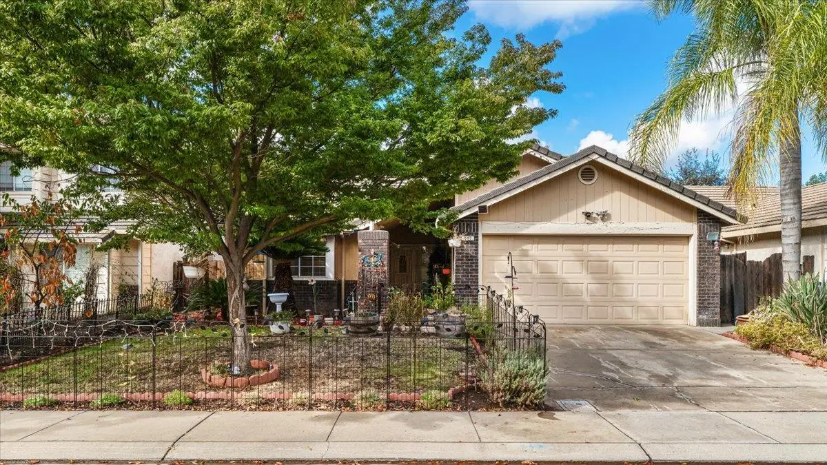 417 Mid Pines Way, Modesto, CA 95354 - Image #1