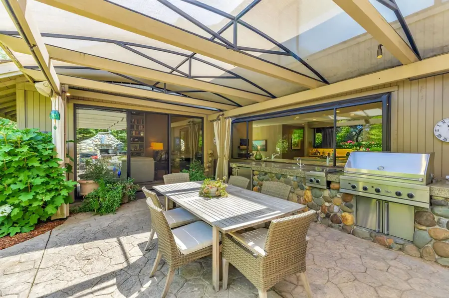 11575 Splitrock Court, Gold River, CA 95670 - Image #3