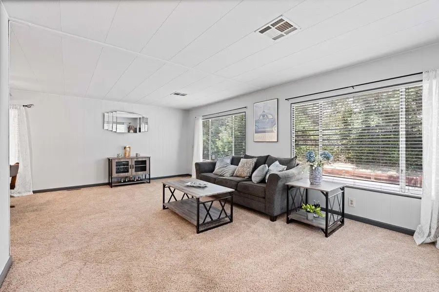 4184 Oakview Drive, Rocklin, CA 95677 - Image #2