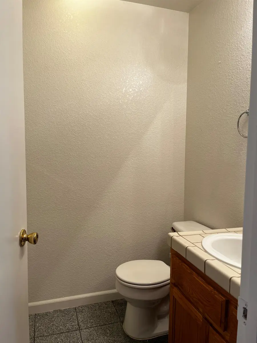 1460 Portsmouth Lane, Gustine, CA 95322 - Image #3