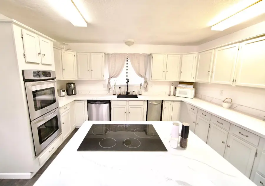 3196 Granite Springs Road, Coulterville, CA 95311 - #3