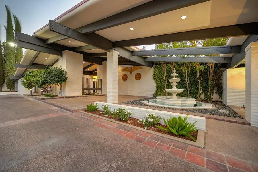 2300 California Avenue, Carmichael, CA 95608 - Image #2