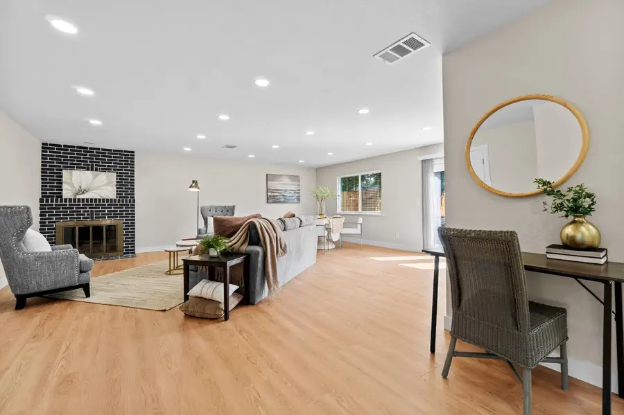 8366 Madison Avenue, Fair Oaks, CA 95628 - Image #3