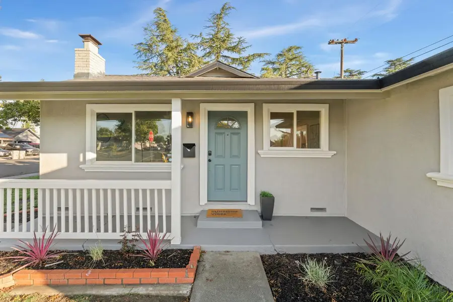 1301 Molly Avenue, Woodland, CA 95776 - Image #2