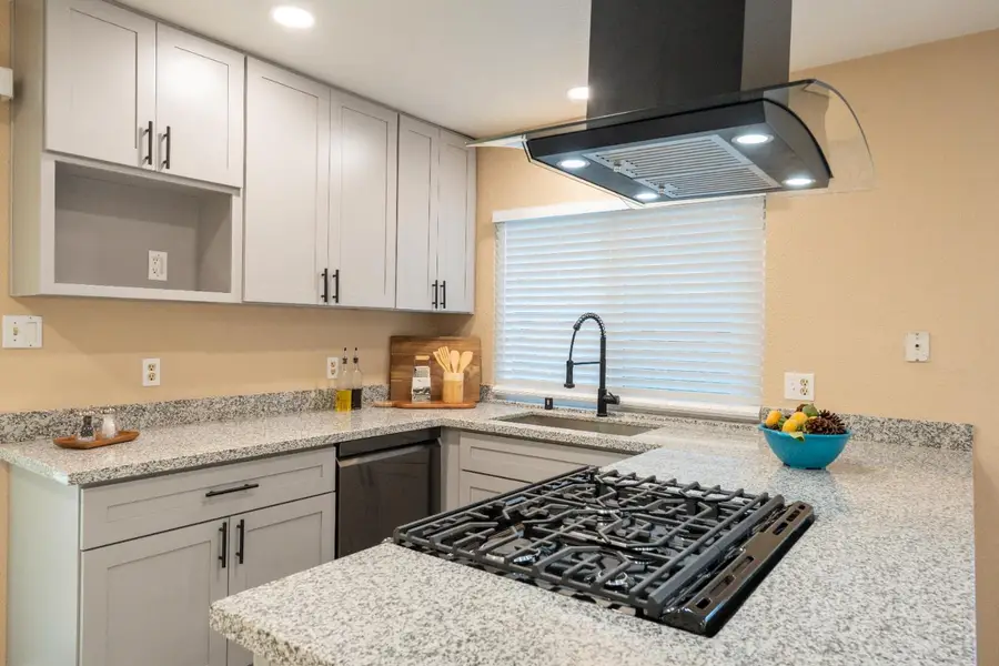 5688 Andrea Boulevard, Sacramento, CA 95842 - Image #2