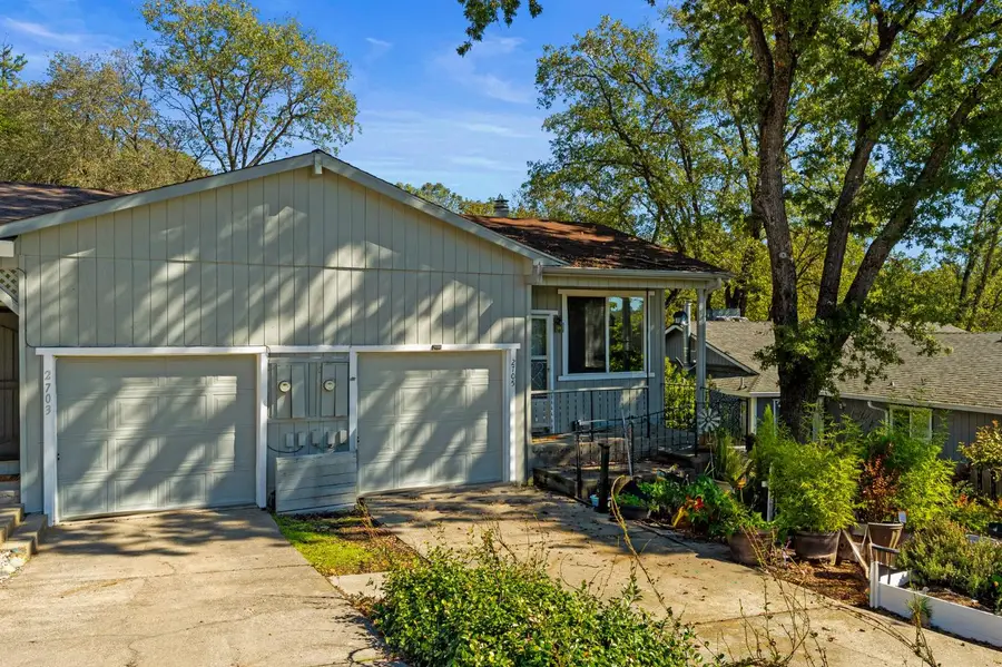 2705 Woodridge Court, Placerville, CA 95667 - #2