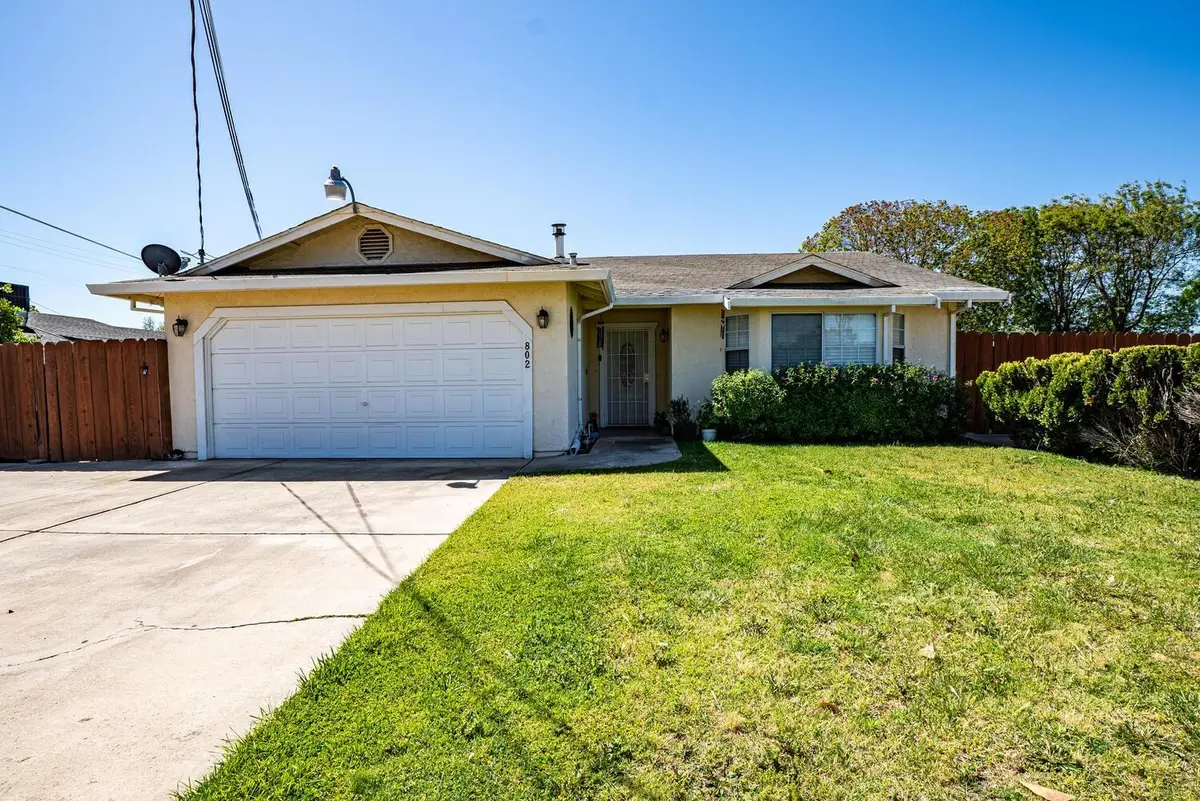 802 W Center Street, Manteca, CA 95337 - Image #1