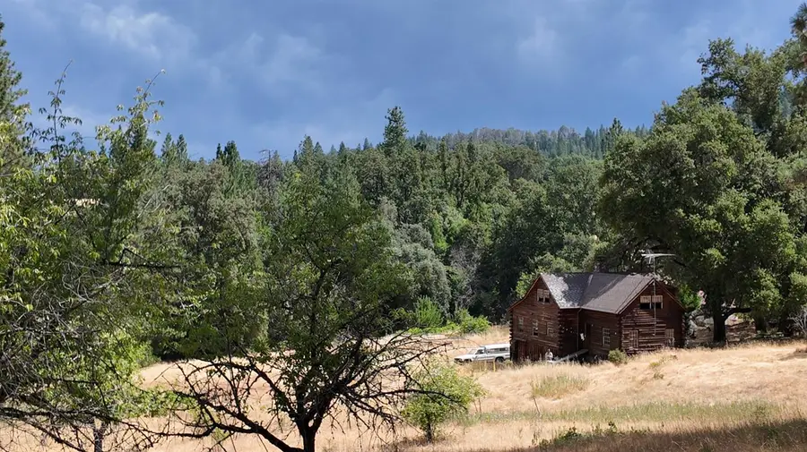 8600 Lodestone Road, Somerset, CA 95684 - Image #3