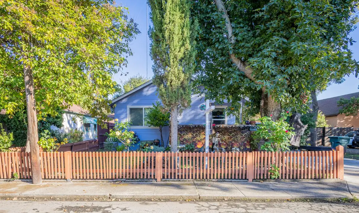 14117 Pine Street, Walnut Grove, CA 95690 - Image #1