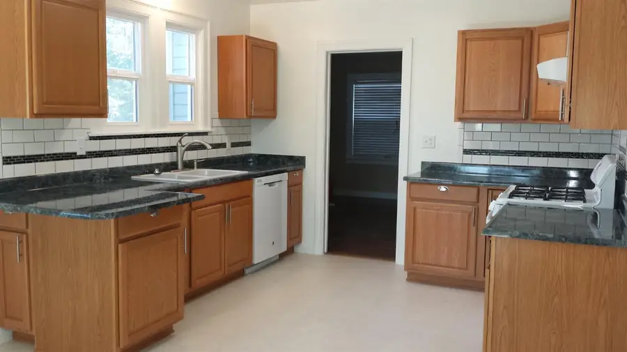 705 Taber Avenue, Yuba City, CA 95991 - Image #3