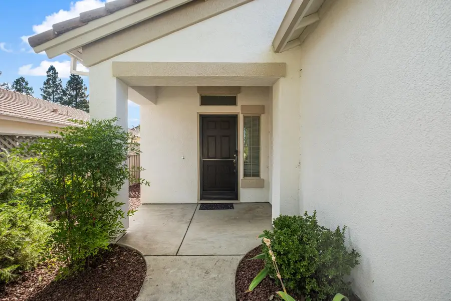 637 Geary Lane, Lincoln, CA 95648 - Image #2