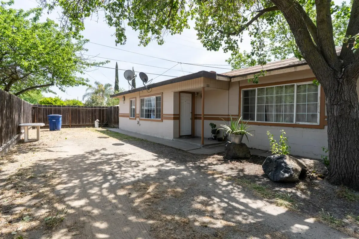 1109 Center Avenue, Dos Palos, CA 93620 - Image #1