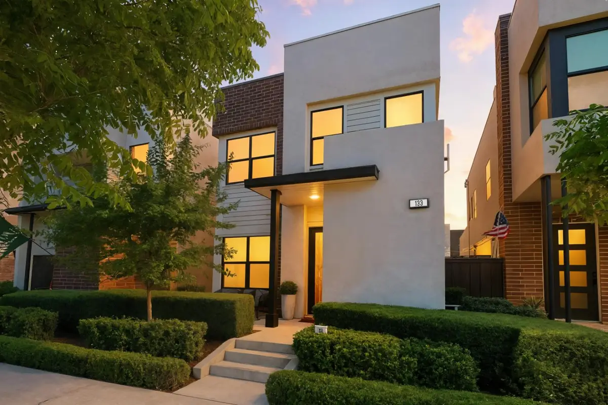 133 Fischbacher Street, Sacramento, CA 95816 - Image #1