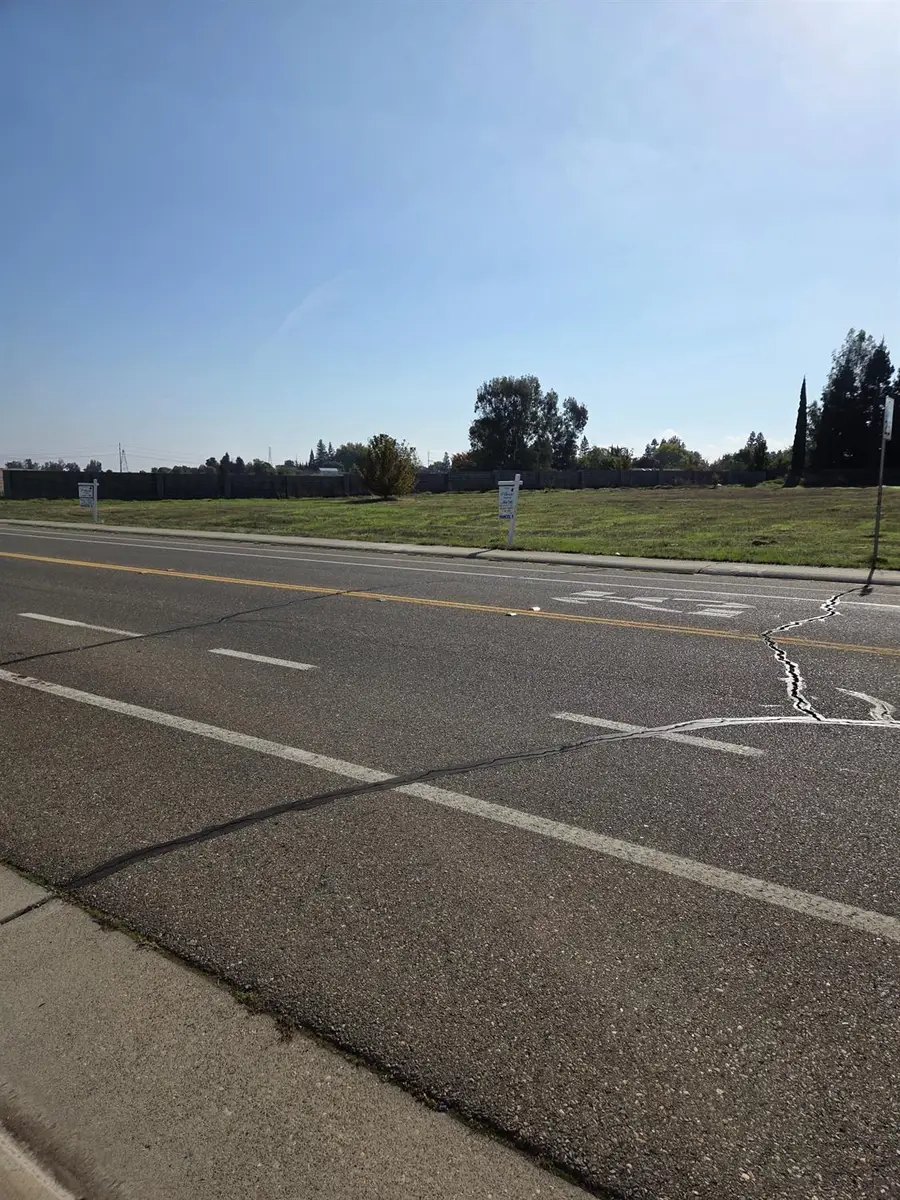 0 8621 Heritage Hill Drive, Elk Grove, CA 95624 - Image #3