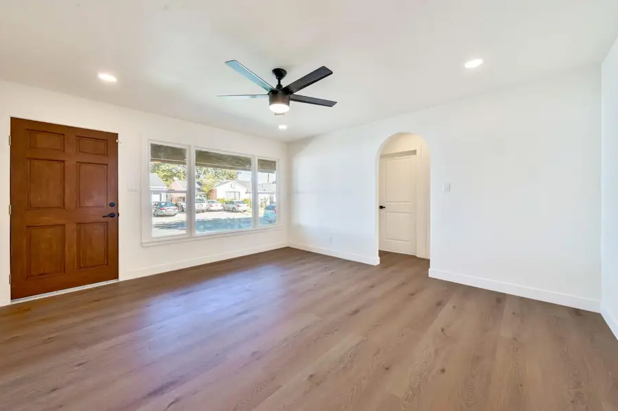 4504 37th Avenue, Sacramento, CA 95824 - Image #3