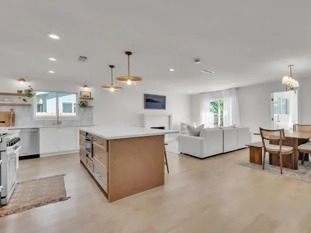 5841 Sharps Circle, Carmichael, CA 95608 - Image #3