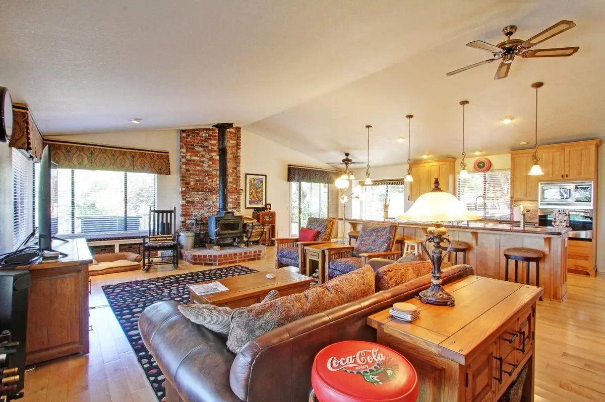 22969 Sunset Ridge Drive, Auburn, CA 95602 - Image #1