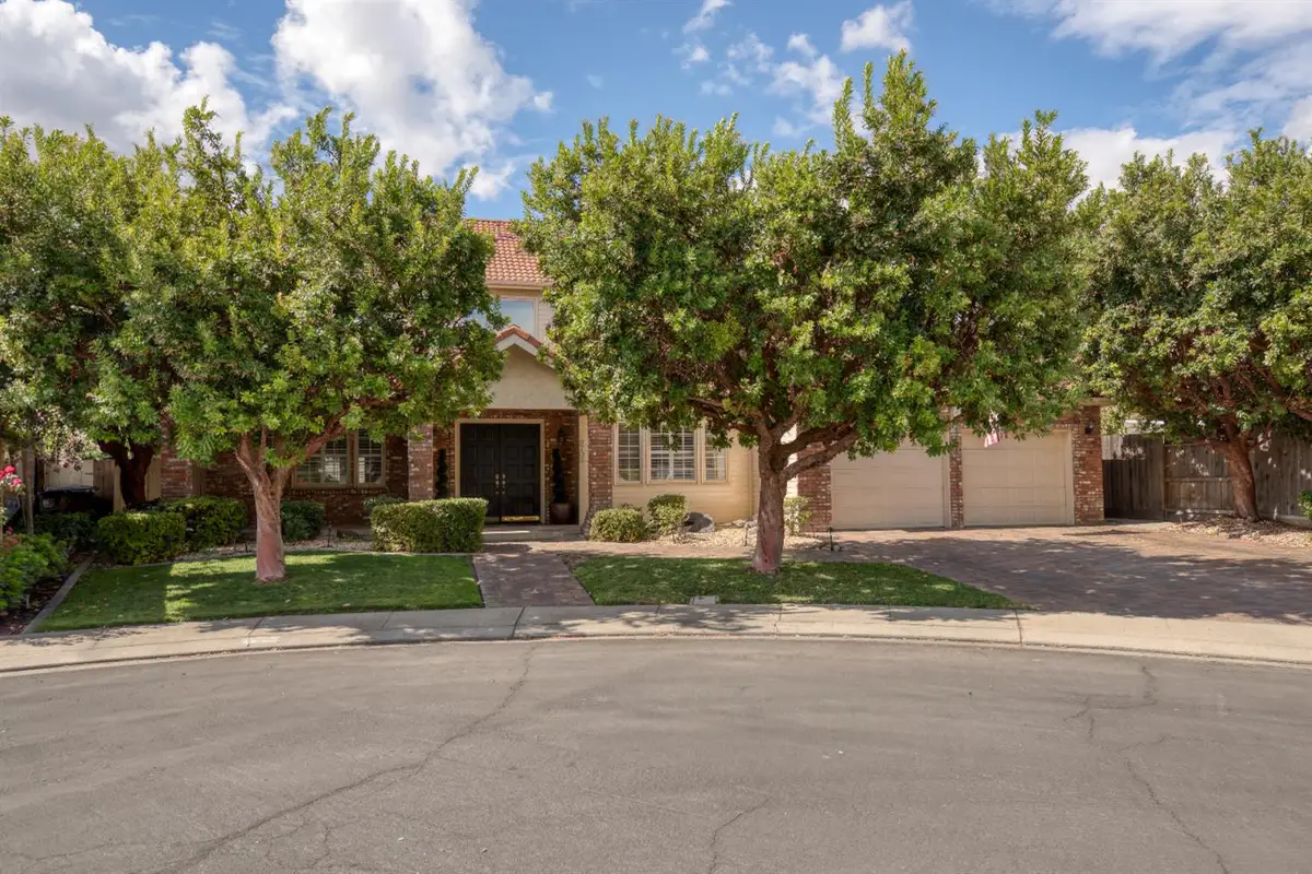 2705 Lake Front Court, Modesto, CA 95355 - Image #1