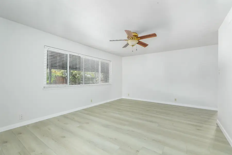 6439 Valley Hi Drive, Sacramento, CA 95823 - Image #3