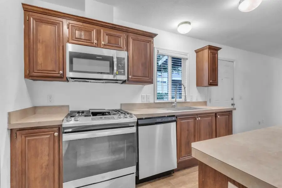 2926 Poole Drive #25, Sacramento, CA 95827 - Image #3