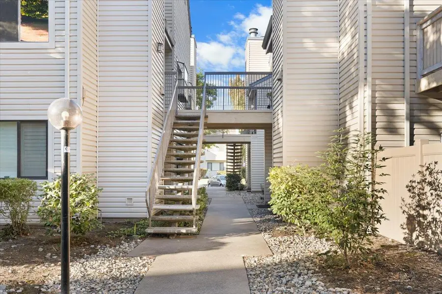 2280 Hurley Way #32, Sacramento, CA 95825 - Image #3