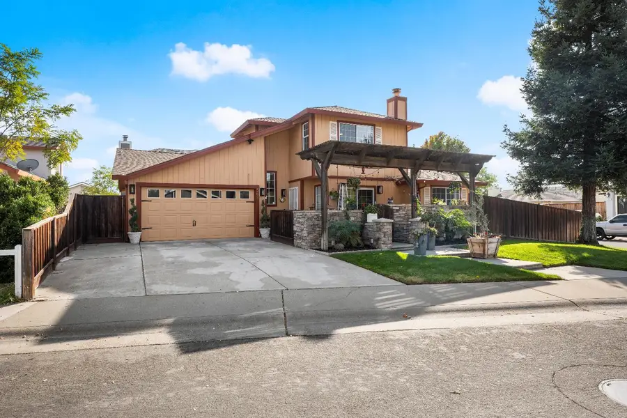 568 Regis Drive, Sacramento, CA 95838 - Image #3