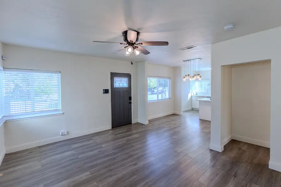 4422 52nd Street, Sacramento, CA 95820 - Image #3