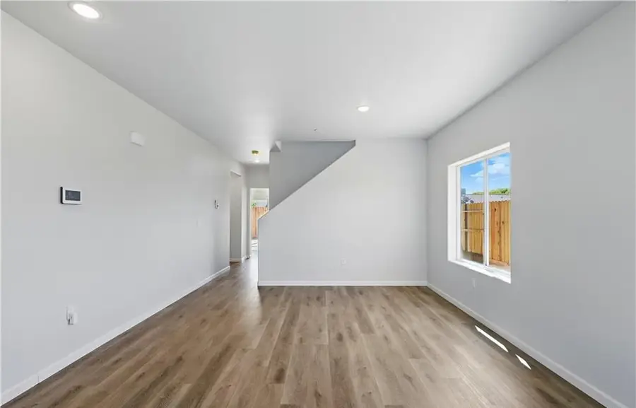 695 Valencia Court, Merced, CA 95341 - Image #3