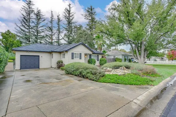 9550 Colton Avenue, Elk Grove, CA 95624