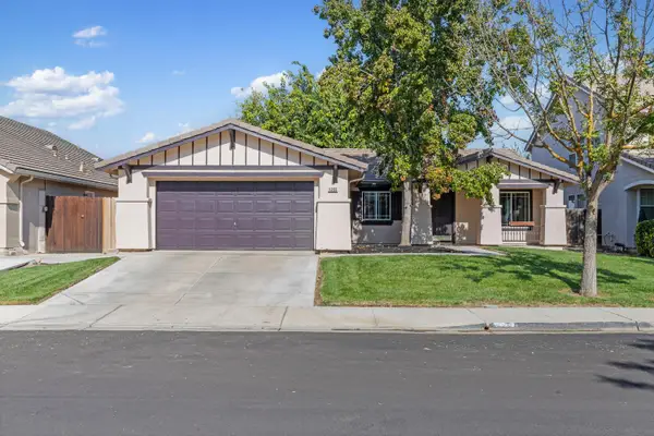 1205 Swan Drive, Patterson, CA 95363