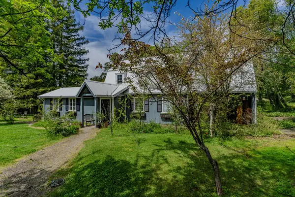 10690 White Oak Road, Plymouth, CA 95669