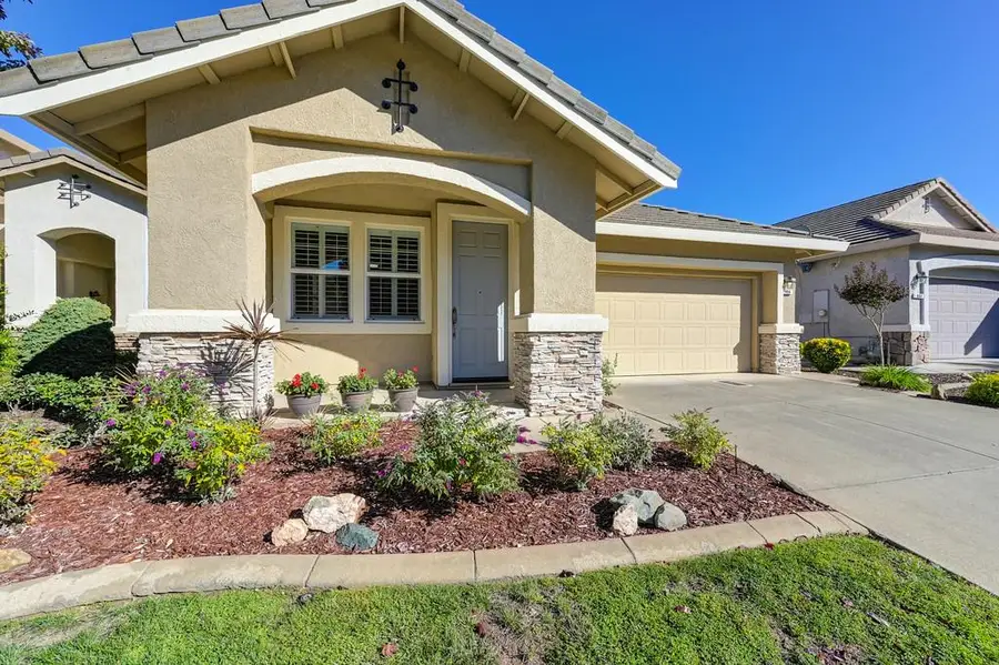 668 Plum Creek Court, Folsom, CA 95630 - Image #2