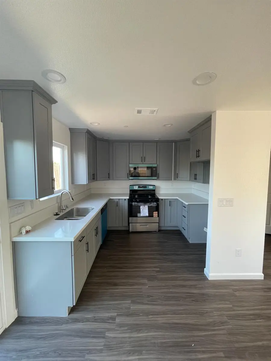 531 Jason Drive, Turlock, CA 95380 - Image #3