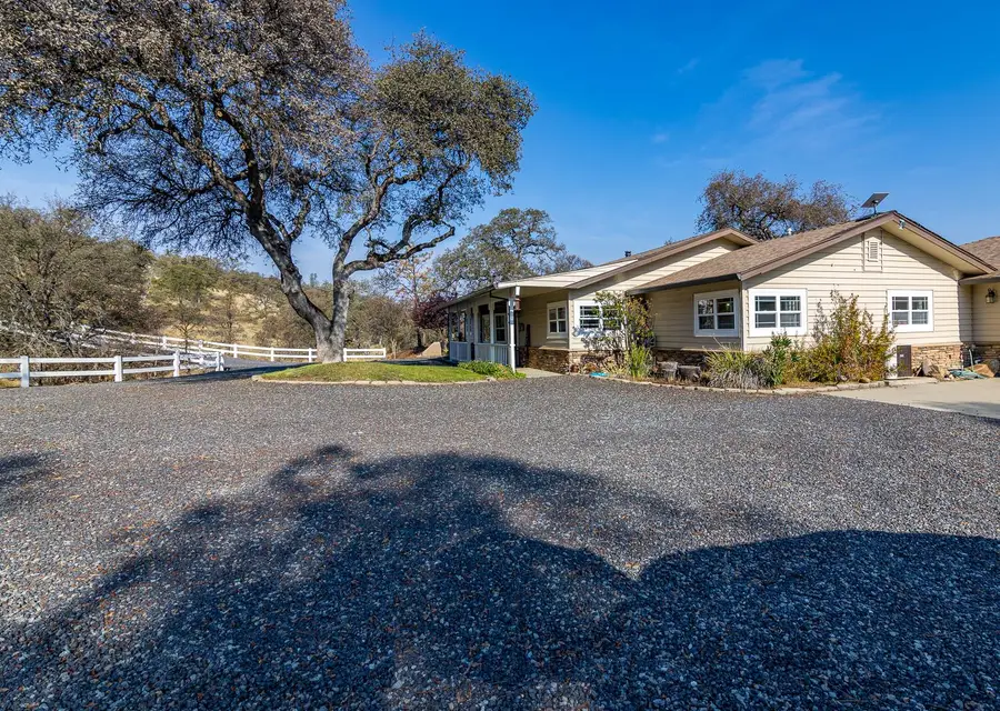 2155 El Faro Way, La Grange, CA 95329 - Image #3