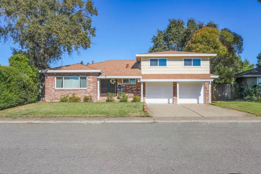 1225 58th Ave, Sacramento, CA 95831 - Image #2