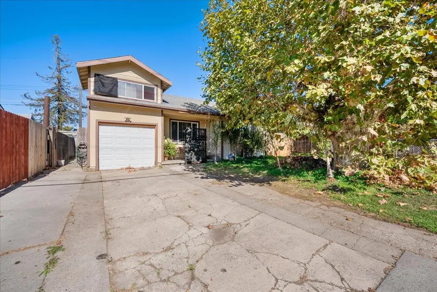 1013 Frienza Avenue, Sacramento, CA 95815 - Image #3