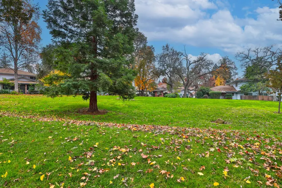 4726 Hayford Way #4, Sacramento, CA 95842 - Image #2