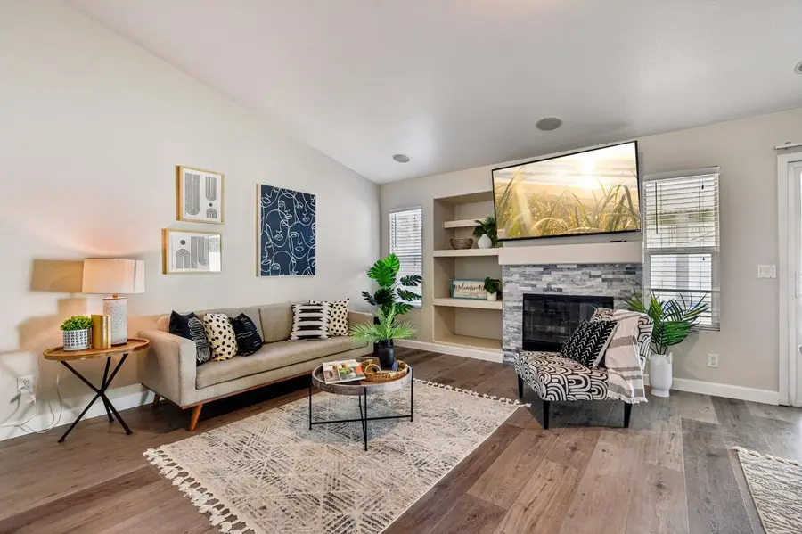 6028 Travo Way, Elk Grove, CA 95757 - Image #2