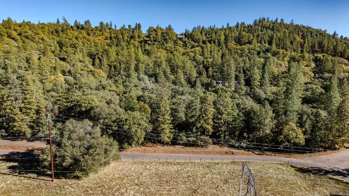 10500 Tabeaud Road, Pine Grove, CA 95665 - Image #1