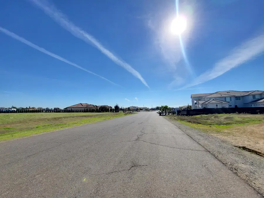 8730 Dasani Way, Elk Grove, CA 95624 - Image #2