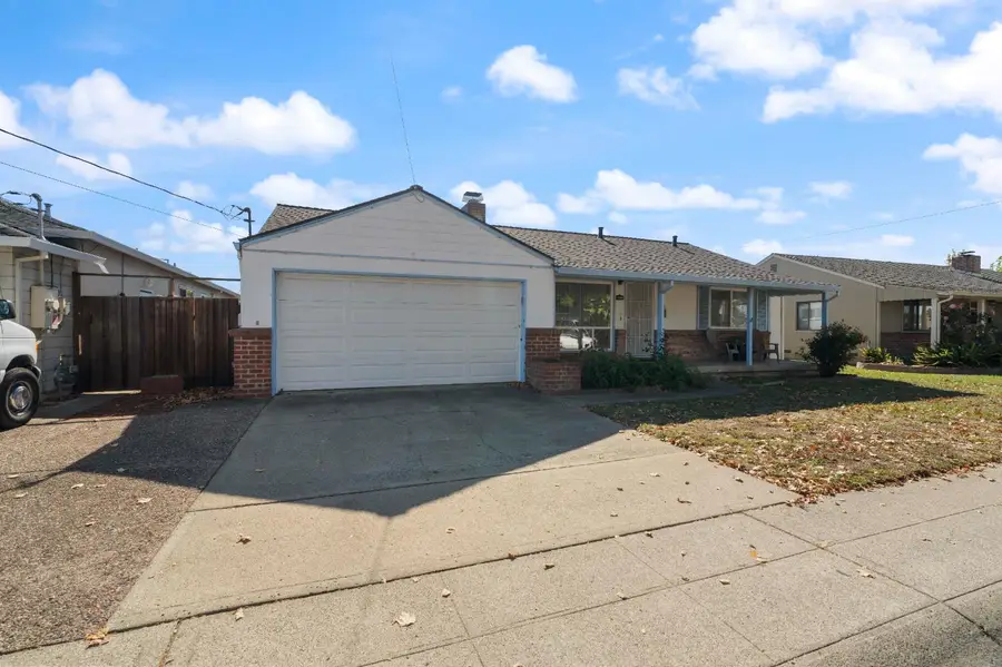 15839 Via Cordoba, San Lorenzo, CA 94580 - Image #2