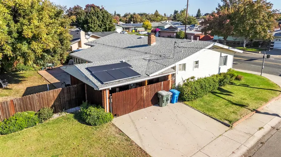 1502 Gray Avenue, Yuba City, CA 95991 - Image #2