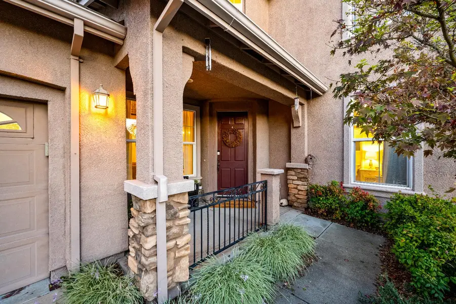 2048 Beckett Drive, El Dorado Hills, CA 95762 - Image #2