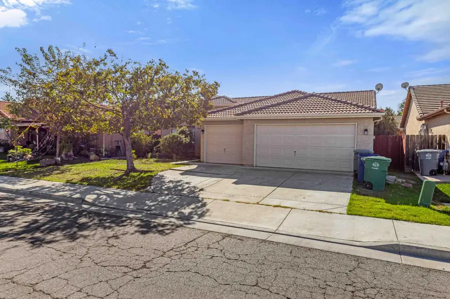 621 Vine Street, Los Banos, CA 93635 - Image #2