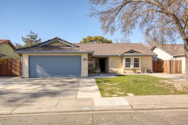 301 Goldrun Drive, Modesto, CA 95354