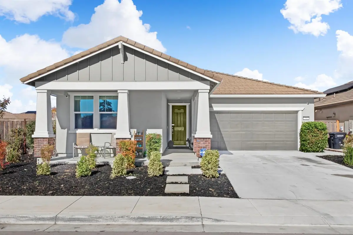 701 Wiltshire Drive, Patterson, CA 95363 - Image #1