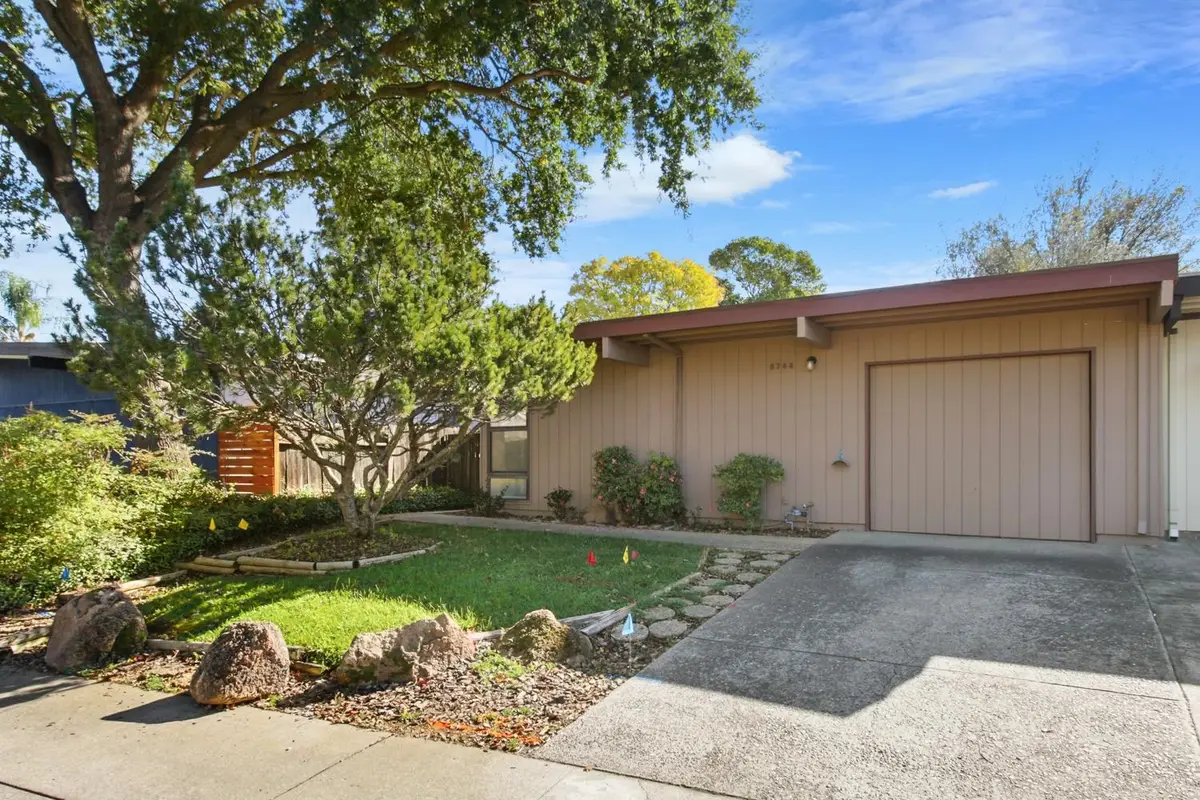 8744 Contemporary Court, Elk Grove, CA 95624 - Image #1