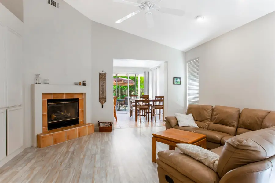 1160 Cobblefields Court, Folsom, CA 95630 - Image #2